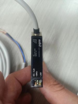 YAMATAKE HPV-S11 Vane Type Photoelectric Switches With Self-cintained Amplifier In Stock