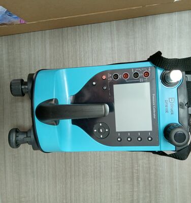 Druck DPI610E Customizable Pressure Calibrator with 4.4in Backlit Display and G1/8 Female and 1/8 NPT Adaptors