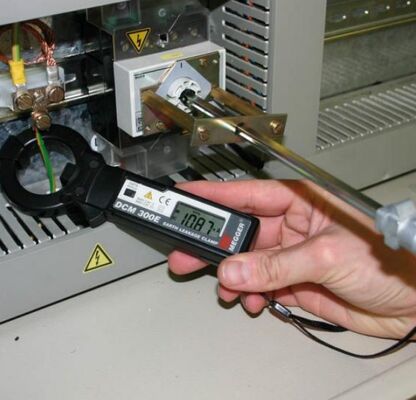 Megger DCM300E Clamp Meter 300 A ac CAT III